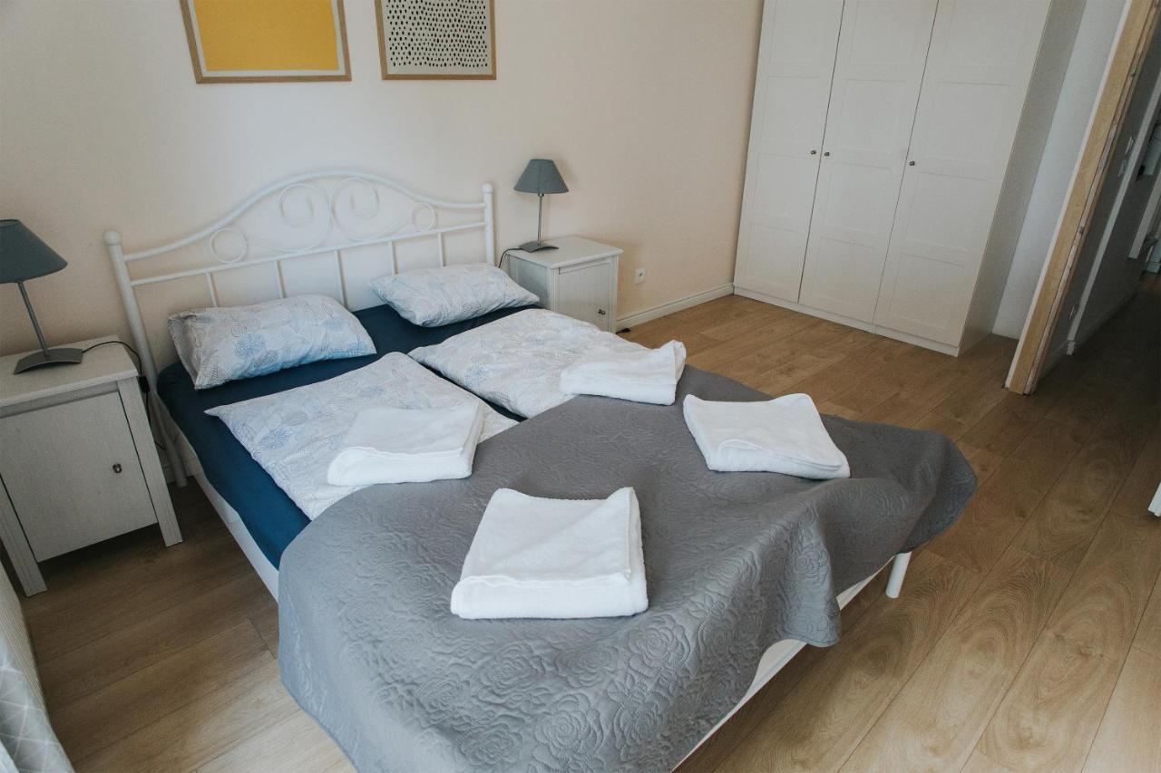Apartament Wiktoria シクラルスカ・ポレンバ エクステリア 写真